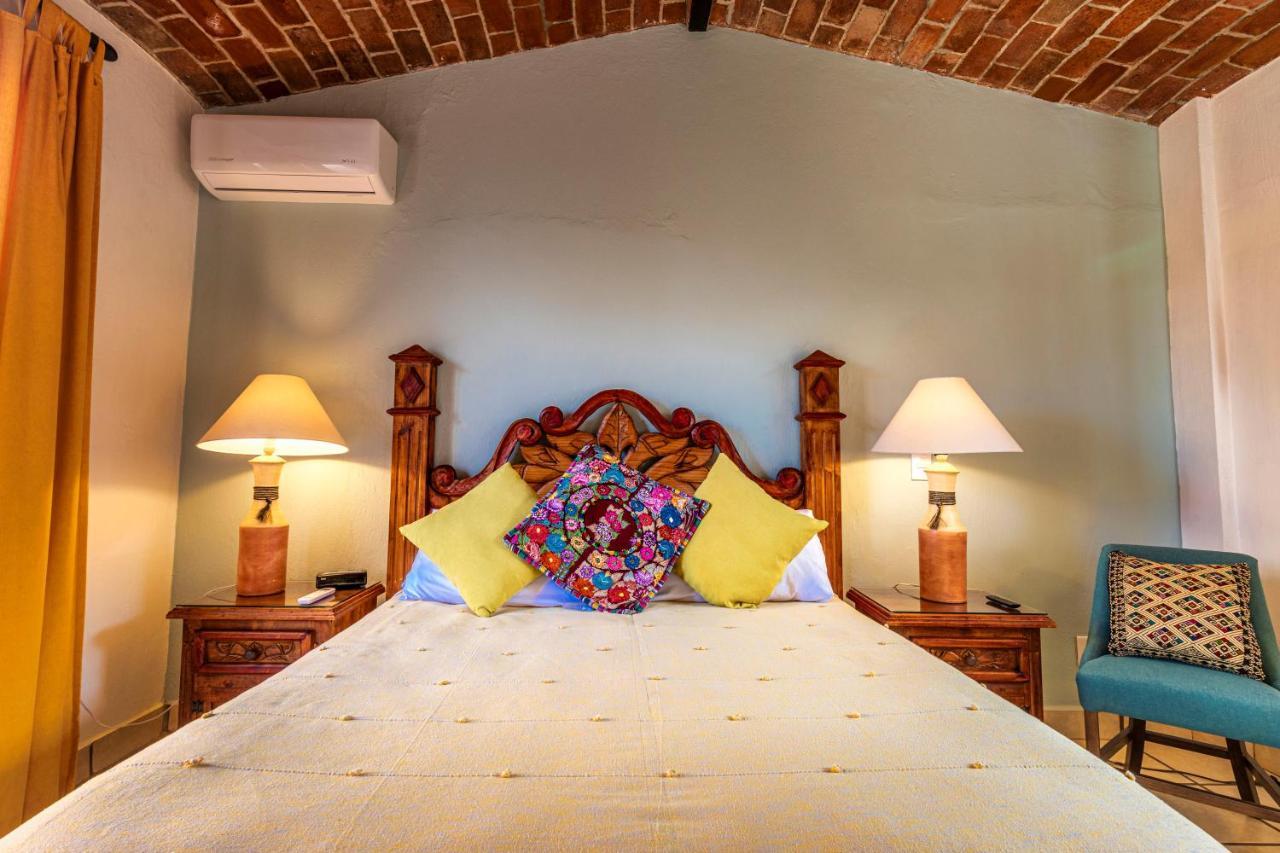 Casa Del Sol Inn Ajijic Dış mekan fotoğraf